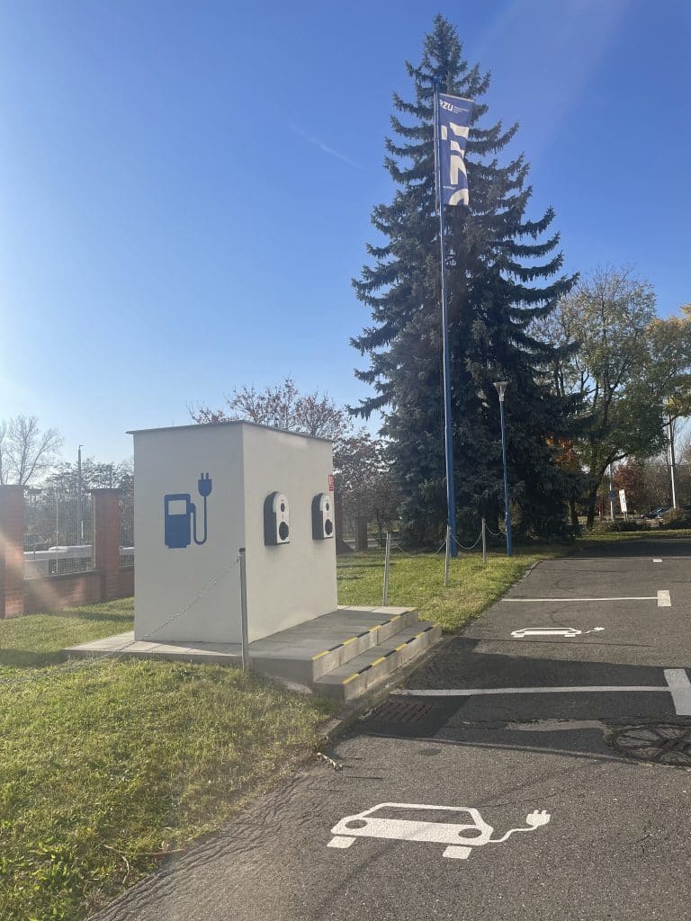 Nabijeci_stanice_EZU_1